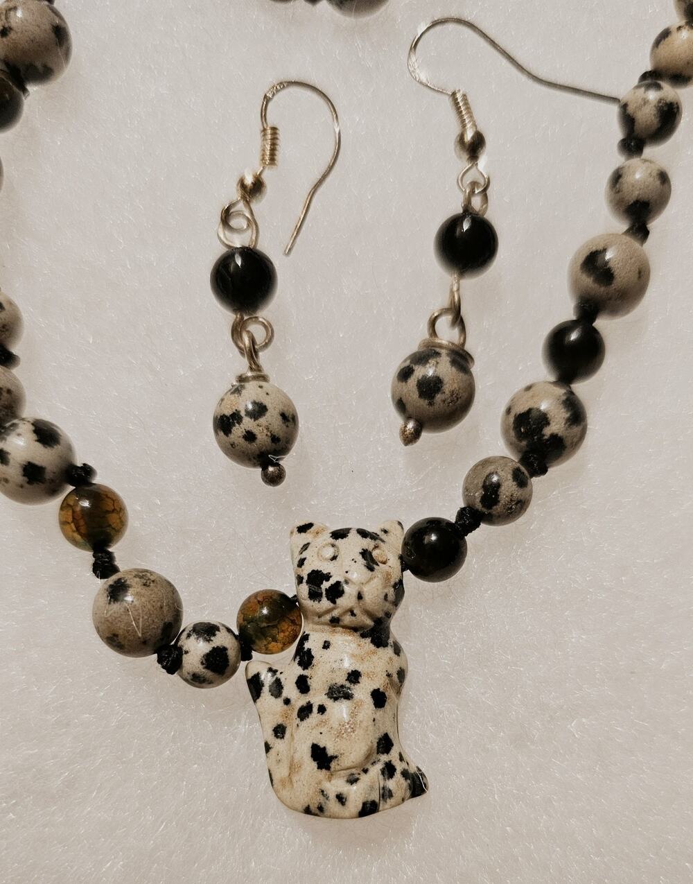 Dalmatian Jasper Beaded Jewelry Set Carved Cat Pendant Necklace Earrings 3pc